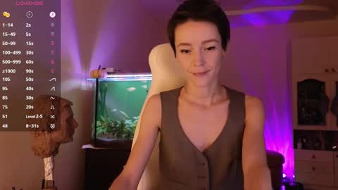 Alisa online show from 11/26/25, 02:18