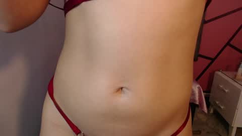 Snapshot of little18doll chatting on 04/24/26, 08:22 little18doll online show from 04/24/26, 08:22