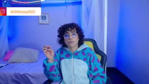 Snapshot of little__amy_ chatting on 12/21/24, 09:04  AMY  online show from 12/21/24, 09:04