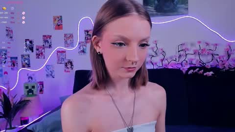 Bella online show from 12/16/25, 07:24