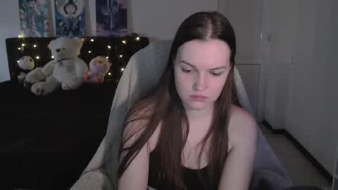 little__flowers online show from 10/20/25, 08:15