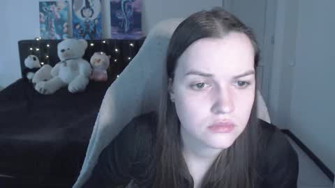 little__flowers online show from 02/10/26, 08:40