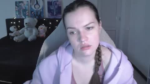 little__flowers online show from 02/25/26, 08:57