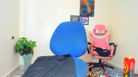 little_africa online show from 02/28/25, 11:14