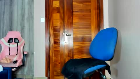 little_africa online show from 03/01/26, 07:43