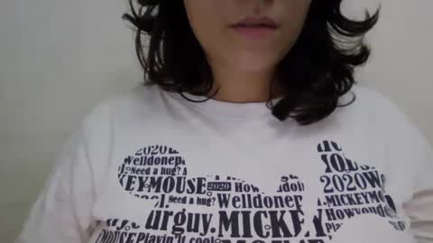 Snapshot of little_anef chatting on 01/24/25, 03:43 little_anef online show from 01/24/25, 03:43