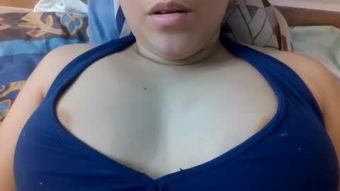 Snapshot of little_anef chatting on 06/12/26, 04:50 little_anef online show from 06/12/26, 04:50