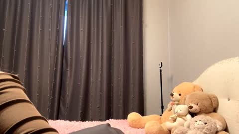 Catherine online show from 12/18/25, 03:12