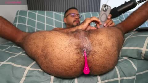 Little bear - give my room a like thanks. online show from 04/21/26, 04:23