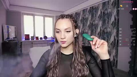 Birdy online show from 03/01/25, 10:02