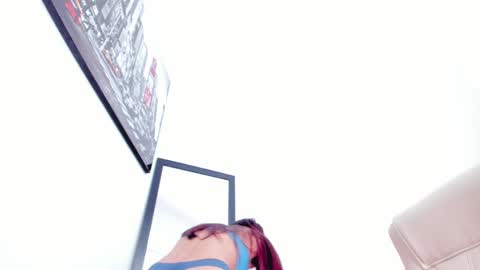 Help me reach 100 likes online show from 02/22/25, 07:14