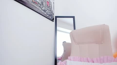 Help me reach 100 likes online show from 03/12/25, 07:17