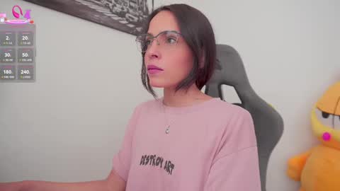 Help me reach 100 likes online show from 09/16/25, 07:15