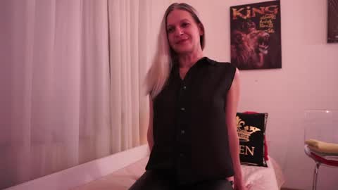 little_heart_andreea online show from 01/30/25, 10:41