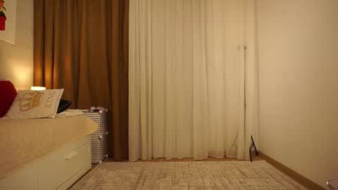 little_heart_andreea online show from 11/17/25, 09:31