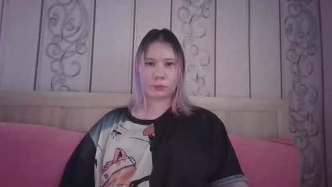 Snapshot of little_kitsune chatting on 09/30/25, 11:48 Rachel online show from 09/30/25, 11:48