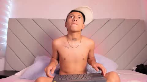 little_kris1 online show from 10/09/25, 12:14