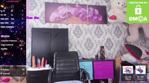 Snapshot of little_letti chatting on 12/16/24, 11:44 Letti online show from 12/16/24, 11:44