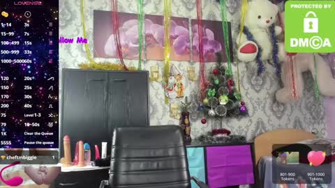 Snapshot of little_letti chatting on 01/12/25, 02:35 Letti online show from 01/12/25, 02:35