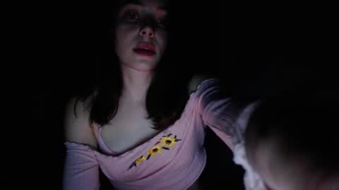 Mia   Im online every day 1530 PM in New York  2030 PM in London online show from 04/02/26, 09:23