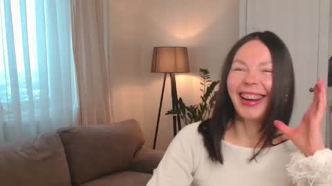 Nicole online show from 01/06/26, 09:13