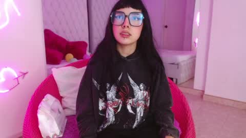 Paulette online show from 04/01/26, 03:29