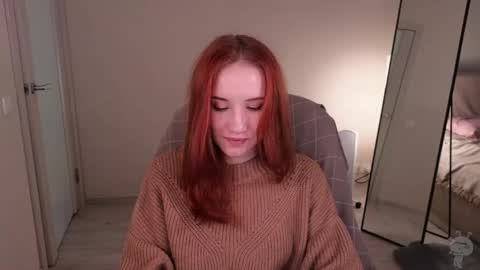 Snapshot of little_pretty_woman chatting on 06/01/26, 12:07 little_pretty_woman online show from 06/01/26, 12:07