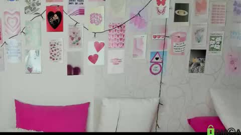 Kriss online show from 11/11/25, 09:42