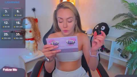 little_rockk online show from 10/11/25, 04:44