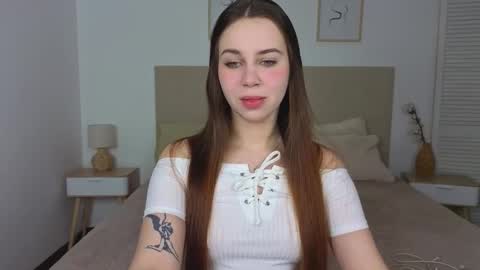 Snapshot of little_siin chatting on 02/19/26, 02:02 little_siin online show from 02/19/26, 02:02