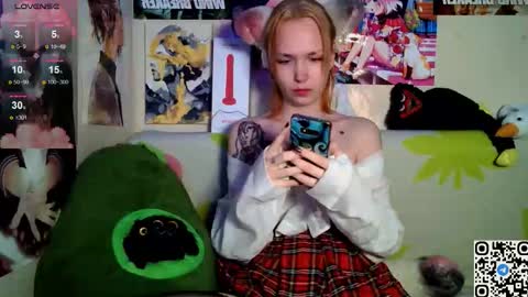 Snapshot of little_sugar_queen chatting on 02/24/26, 10:41 Akin online show from 02/24/26, 10:41