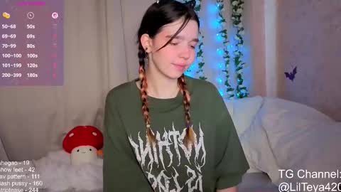 little Teya online show from 10/16/25, 11:11