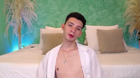 Juan Ferrer online show from 02/01/25, 07:34