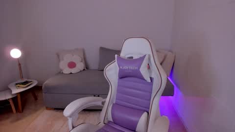 Xiom online show from 10/24/25, 01:51