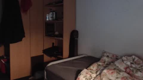 littlealien7 online show from 02/13/26, 12:12