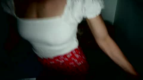 LittleAura online show from 04/26/26, 06:38