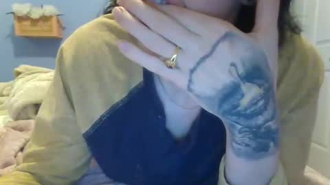 Snapshot of littlebitchalicyah chatting on 01/11/25, 02:41 alicyah online show from 01/11/25, 02:41