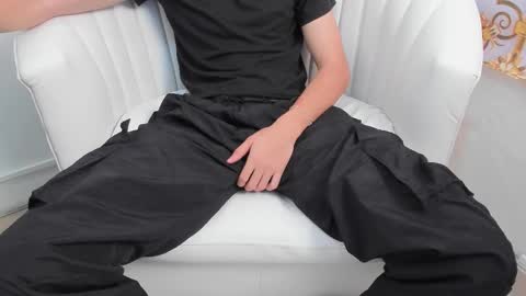 DANNY online show from 11/21/25, 04:38