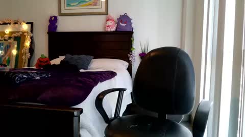 littledeathtrap online show from 09/11/25, 05:57