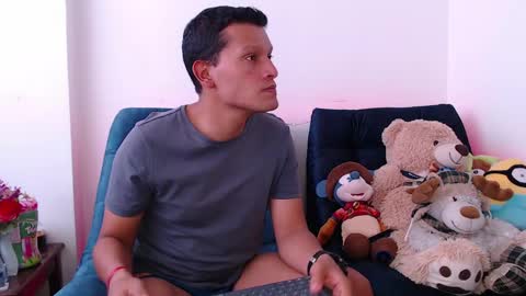 Manu online show from 04/30/26, 08:26