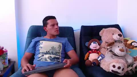 Snapshot of littledicklatin chatting on 06/12/26, 09:14 Manu online show from 06/12/26, 09:14