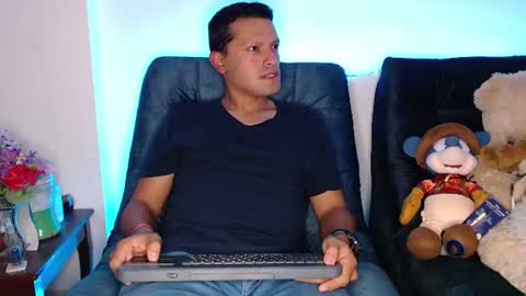 Snapshot of littledicklatin chatting on 06/14/26, 02:20 Manu online show from 06/14/26, 02:20