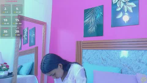 Snapshot of littlee_emilyy_ chatting on 05/28/26, 12:57 Emily online show from 05/28/26, 12:57