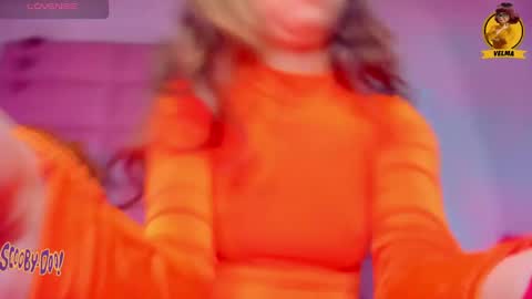 Snapshot of littlee_emma_ chatting on 01/12/25, 06:28 littlee_emma_ online show from 01/12/25, 06:28