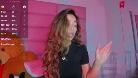 Snapshot of littlee_emma_ chatting on 03/09/25, 03:11 littlee_emma_ online show from 03/09/25, 03:11