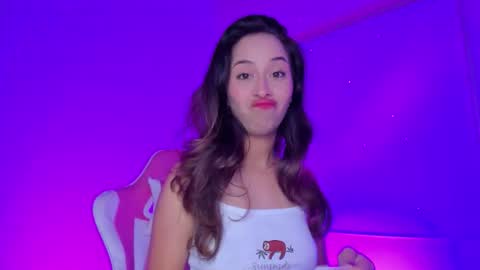 littlee_emma_ online show from 02/06/26, 03:33