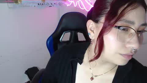 Angel  online show from 11/20/25, 07:35