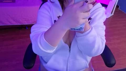 Snapshot of littlee_red chatting on 02/03/26, 07:19 Angel online show from 02/03/26, 07:19