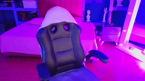 Snapshot of littlee_red chatting on 02/10/26, 09:19 Angel online show from 02/10/26, 09:19