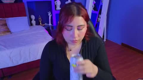 Snapshot of littlee_red chatting on 03/03/26, 07:09 Angel online show from 03/03/26, 07:09